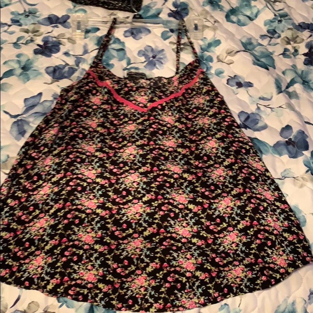 floral tank top